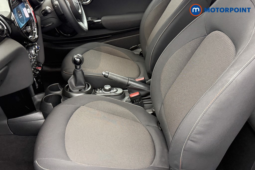 Mini Hatchback Cooper Classic Manual Petrol Hatchback - Stock Number (1544879) - 19th supplementary image