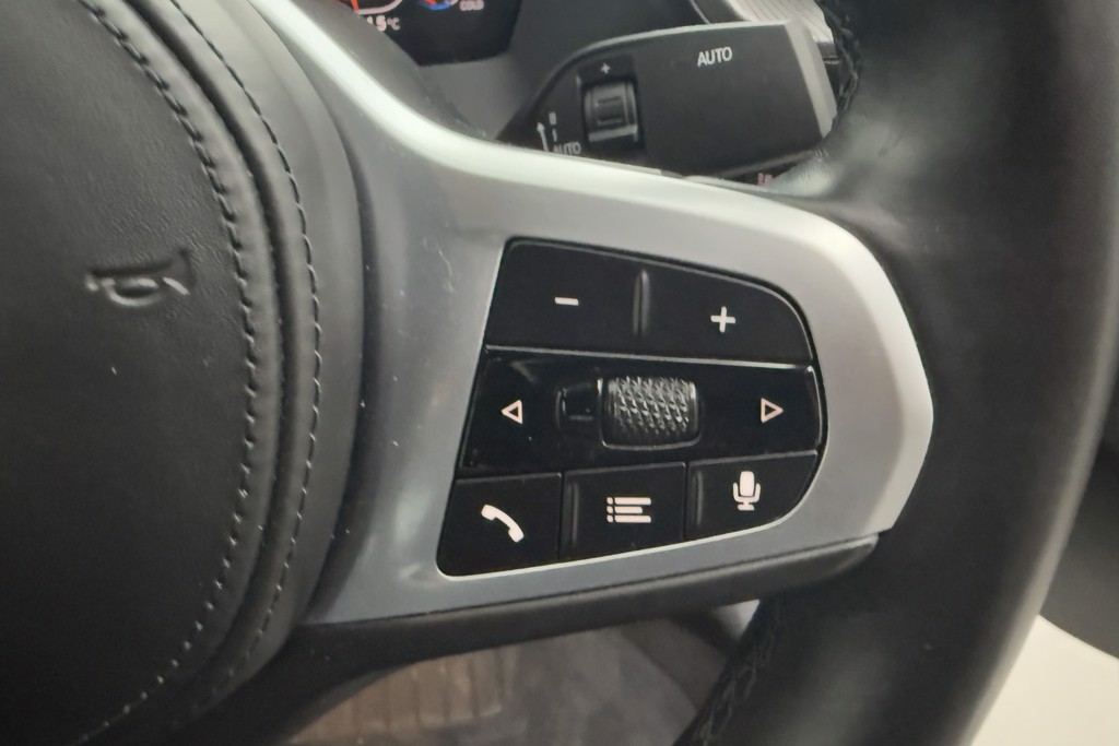 BMW 2 Series M Sport Manual Petrol Saloon - Stock Number (1545001) - 5th supplementary image