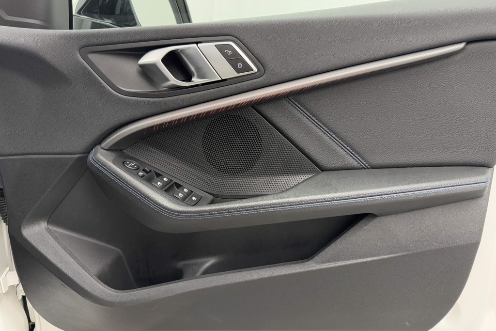 BMW 2 Series M Sport Manual Petrol Saloon - Stock Number (1545001) - 18th supplementary image