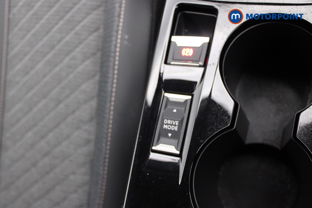 Peugeot 208 Allure Automatic Petrol-Electric Hybrid Hatchback - Stock Number (1545032) - 10th supplementary image