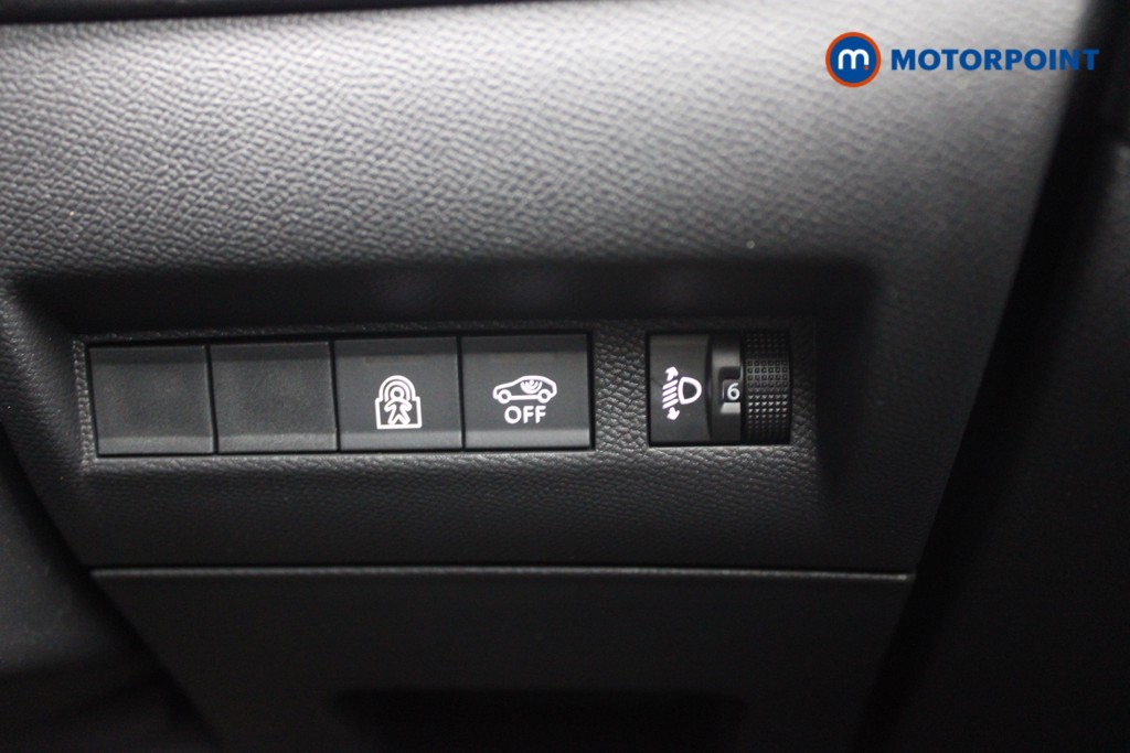 Peugeot 208 Allure Automatic Petrol-Electric Hybrid Hatchback - Stock Number (1545032) - 13th supplementary image