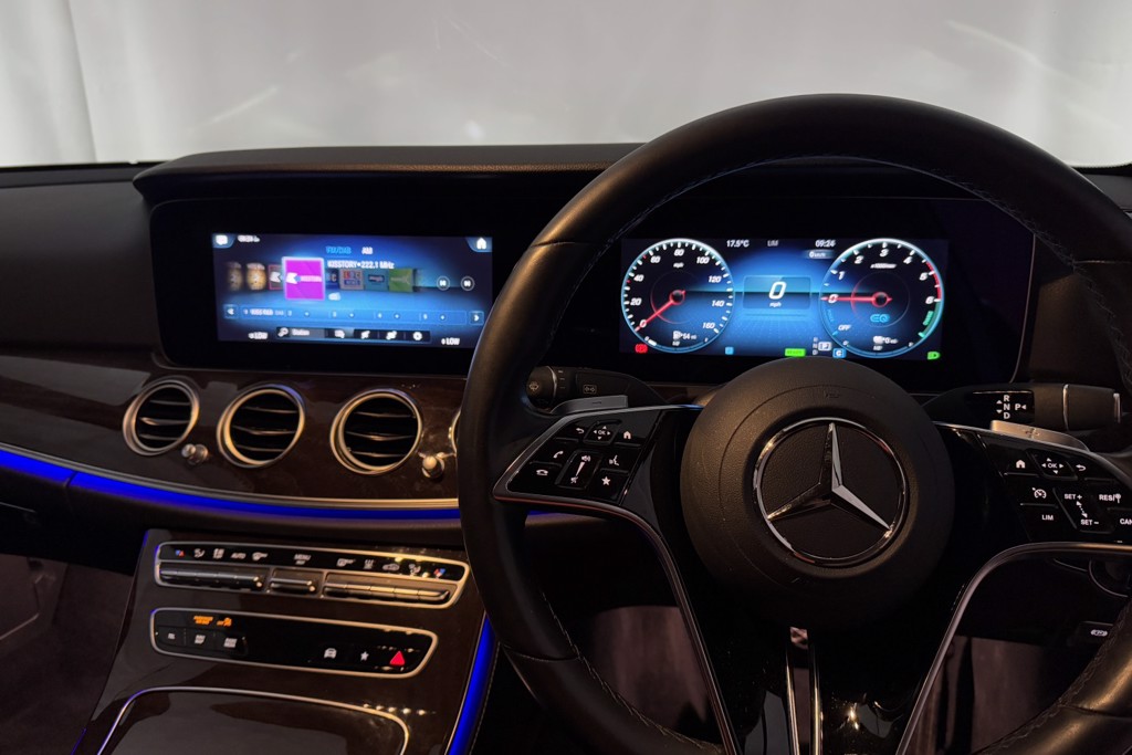 Mercedes-Benz E Class Amg Line Edition Automatic Diesel Plug-In Hybrid Saloon - Stock Number (1545785) - 5th supplementary image
