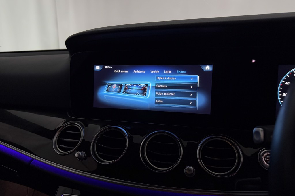 Mercedes-Benz E Class Amg Line Edition Automatic Diesel Plug-In Hybrid Saloon - Stock Number (1545785) - 13th supplementary image