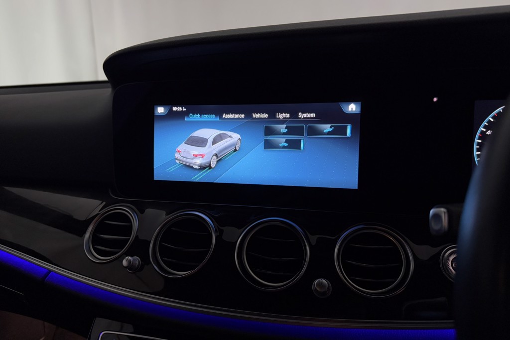 Mercedes-Benz E Class Amg Line Edition Automatic Diesel Plug-In Hybrid Saloon - Stock Number (1545785) - 17th supplementary image