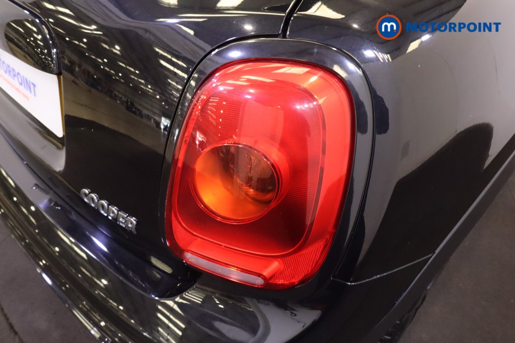 Mini Hatchback Cooper Manual Petrol Hatchback - Stock Number (1545943) - 17th supplementary image
