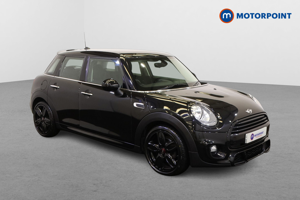 Mini Hatchback Cooper Manual Petrol Hatchback - Stock Number (1545943) - Drivers side front corner
