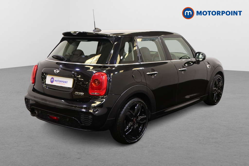 Mini Hatchback Cooper Manual Petrol Hatchback - Stock Number (1545943) - Drivers side rear corner
