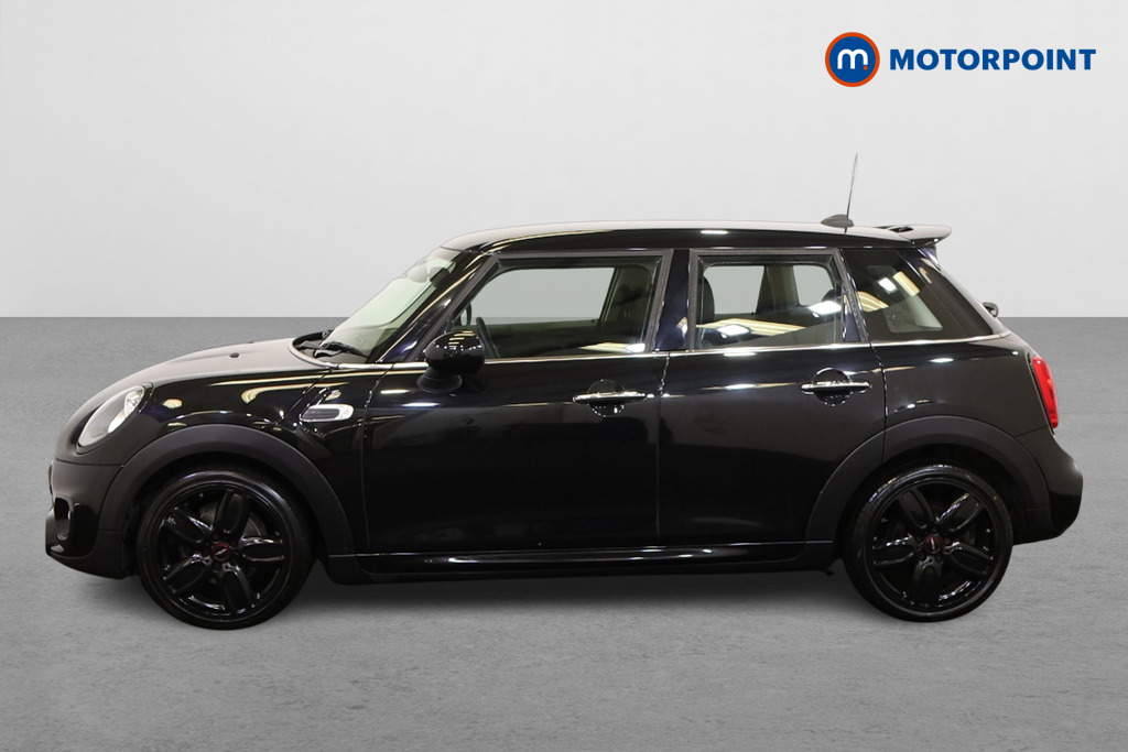 Mini Hatchback Cooper Manual Petrol Hatchback - Stock Number (1545943) - Passenger side