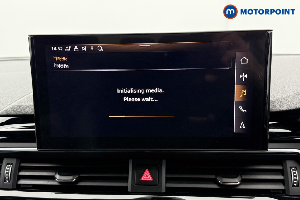 Audi A4 Black Edition Automatic Diesel Estate - Stock Number (1546174) - 7th supplementary image
