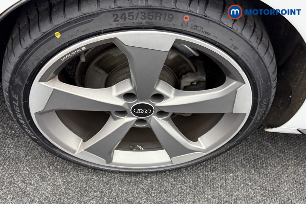 Audi A4 Black Edition Automatic Diesel Estate - Stock Number (1546174) - 33rd supplementary image