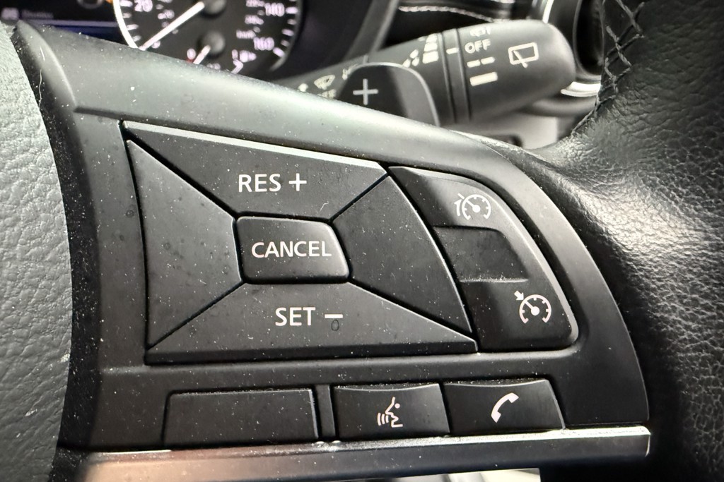 Nissan Juke N-Connecta Automatic Petrol SUV - Stock Number (1546227) - 5th supplementary image
