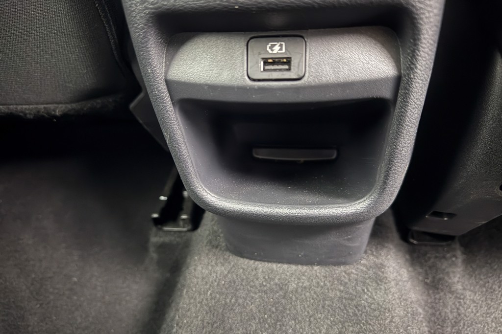Nissan Juke N-Connecta Automatic Petrol SUV - Stock Number (1546227) - 19th supplementary image