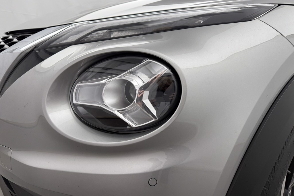Nissan Juke N-Connecta Automatic Petrol SUV - Stock Number (1546227) - 23rd supplementary image