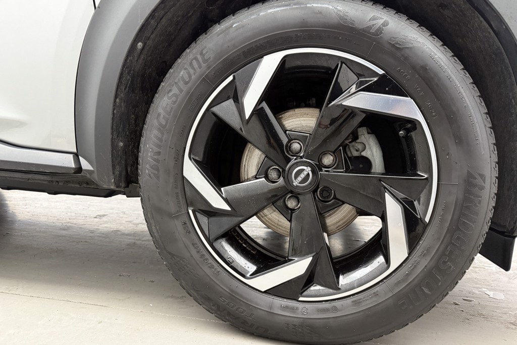 Nissan Juke N-Connecta Automatic Petrol SUV - Stock Number (1546227) - 27th supplementary image