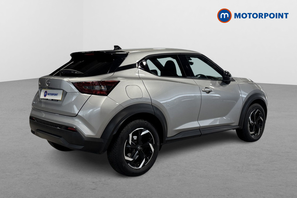 Nissan Juke N-Connecta Automatic Petrol SUV - Stock Number (1546227) - Drivers side rear corner