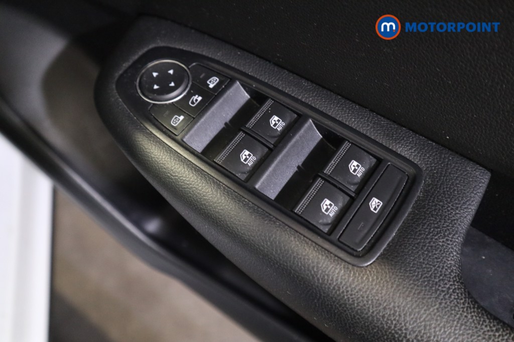 Renault Arkana Iconic Automatic Petrol-Electric Hybrid SUV - Stock Number (1546369) - 10th supplementary image