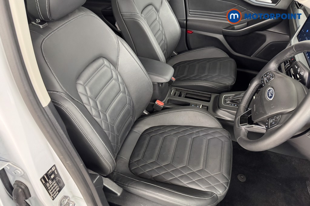 Ford Focus Active X Automatic Petrol-Electric Hybrid Hatchback - Stock Number (1546491) - 5th supplementary image