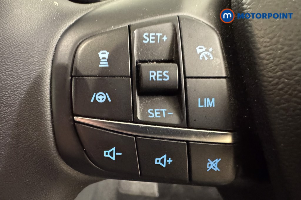 Ford Focus Active X Automatic Petrol-Electric Hybrid Hatchback - Stock Number (1546491) - 13th supplementary image