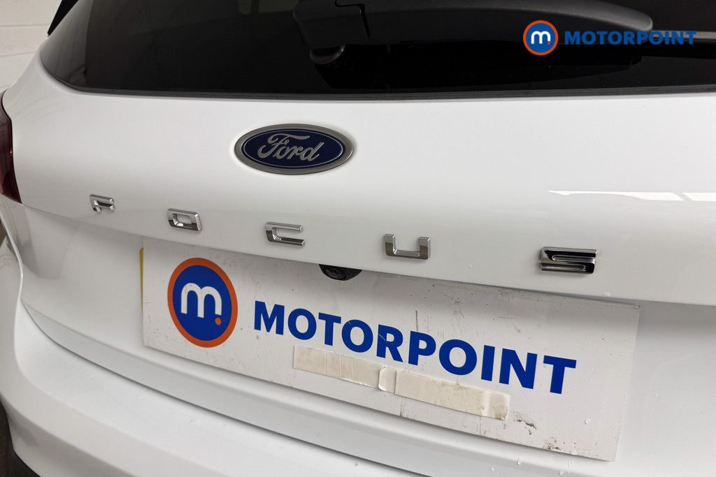 Ford Focus Active X Automatic Petrol-Electric Hybrid Hatchback - Stock Number (1546491) - 20th supplementary image