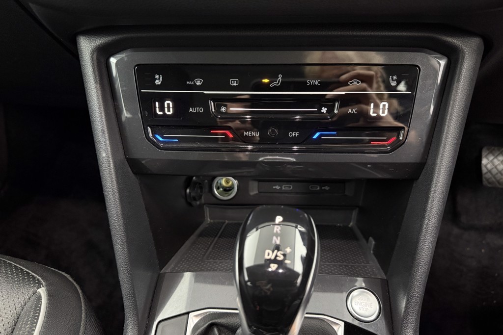 Volkswagen Tiguan Allspace Elegance Automatic Diesel SUV - Stock Number (1546652) - 9th supplementary image