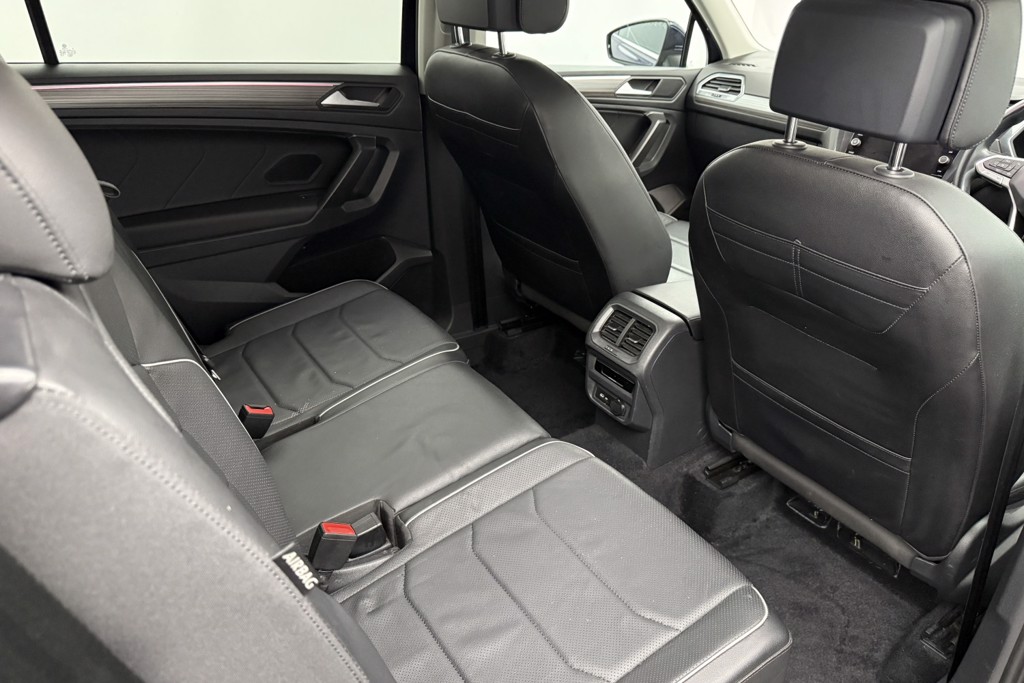 Volkswagen Tiguan Allspace Elegance Automatic Diesel SUV - Stock Number (1546652) - 16th supplementary image