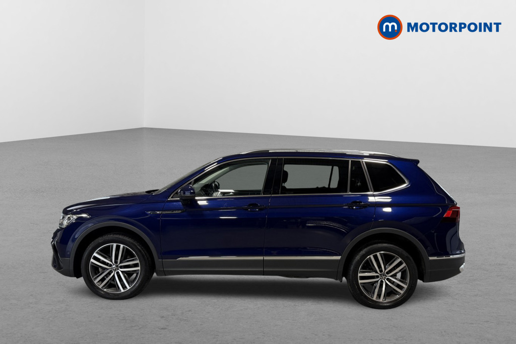 Volkswagen Tiguan Allspace Elegance Automatic Diesel SUV - Stock Number (1546652) - Passenger side rear corner