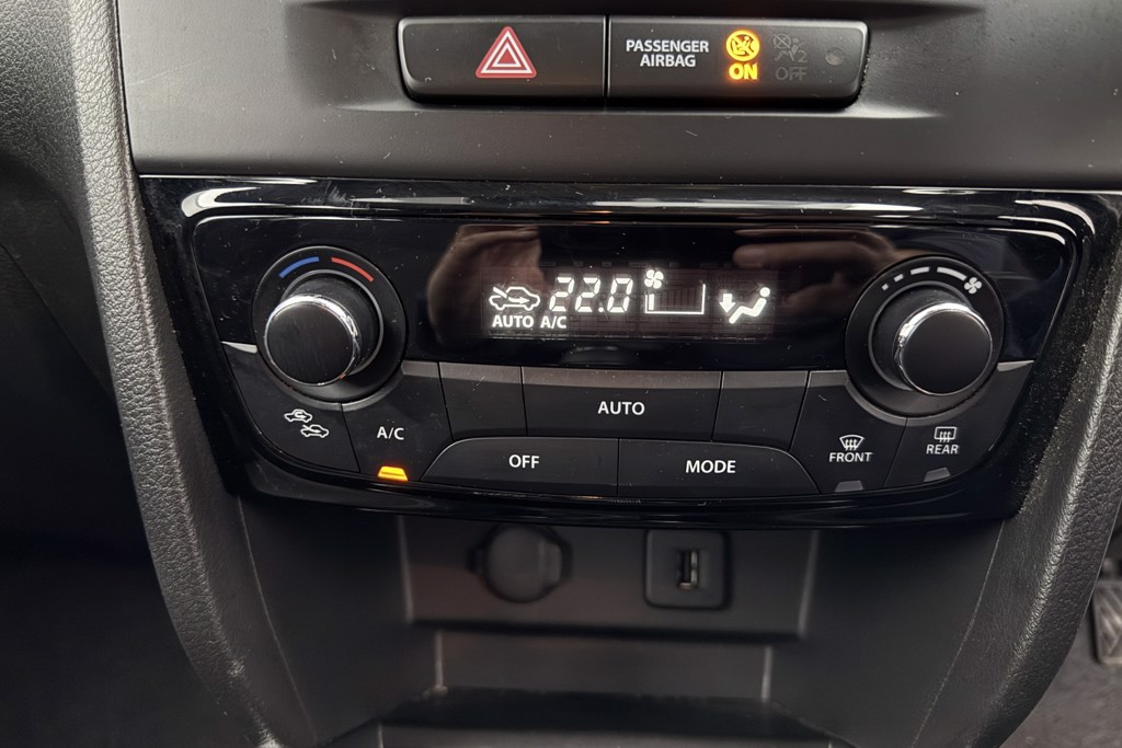 Suzuki Vitara SZ4 Manual Petrol SUV - Stock Number (1546703) - 7th supplementary image