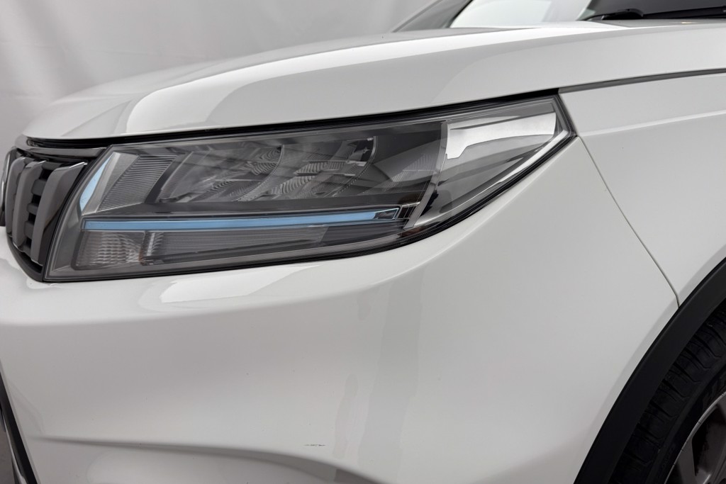 Suzuki Vitara SZ4 Manual Petrol SUV - Stock Number (1546703) - 19th supplementary image