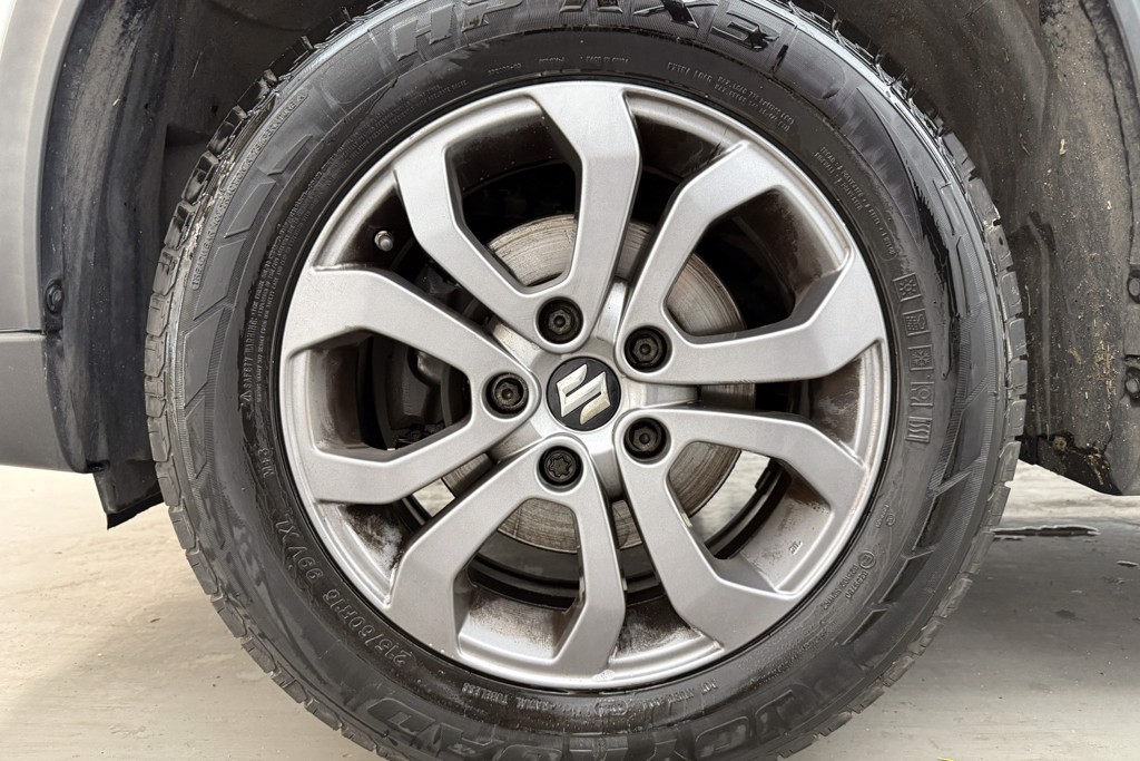 Suzuki Vitara SZ4 Manual Petrol SUV - Stock Number (1546703) - 23rd supplementary image