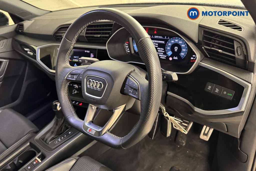 Audi Q3 Black Edition Automatic Petrol SUV - Stock Number (1546807) - 7th supplementary image