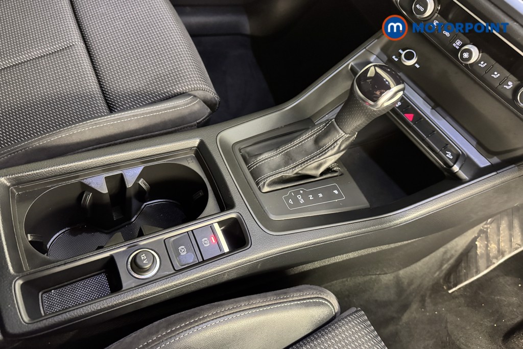Audi Q3 Black Edition Automatic Petrol SUV - Stock Number (1546807) - 10th supplementary image