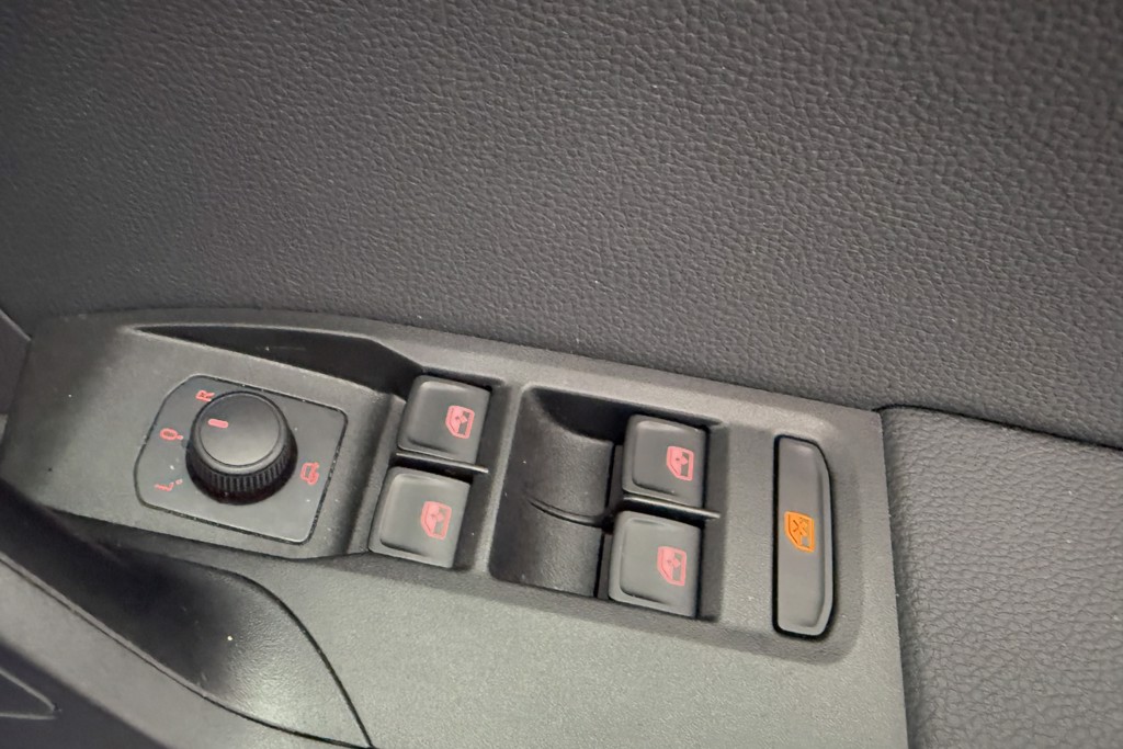Seat Arona Fr Sport Automatic Petrol SUV - Stock Number (1546960) - 18th supplementary image