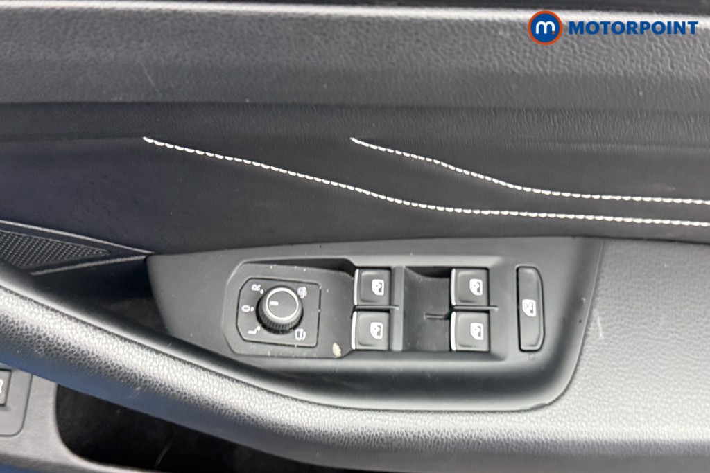 Volkswagen Arteon R-Line Automatic Diesel Estate - Stock Number (1546999) - 19th supplementary image