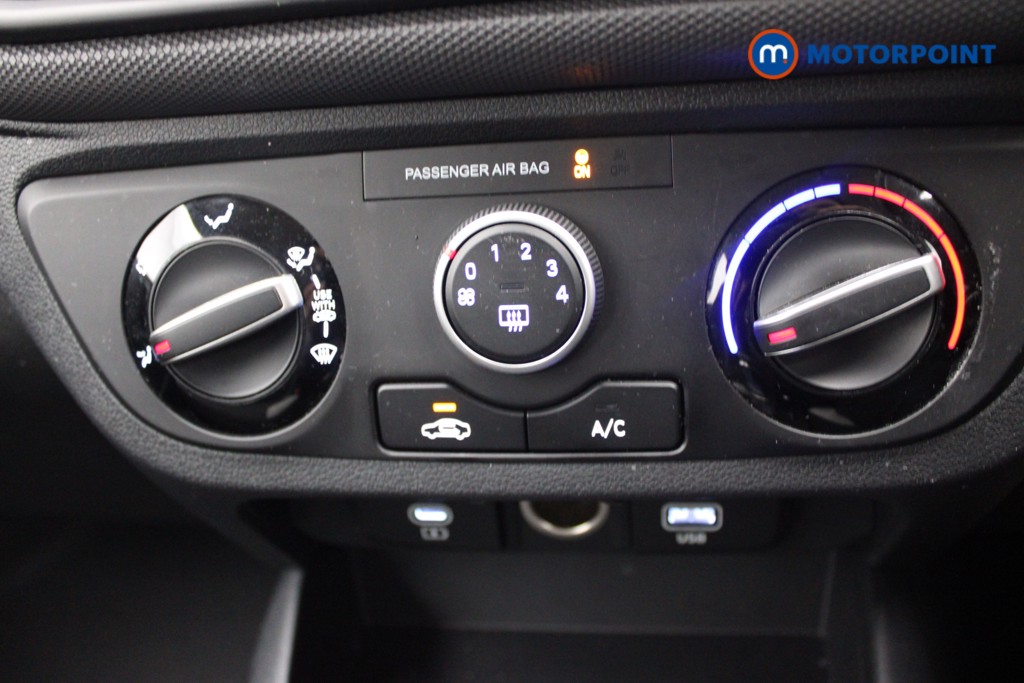 Hyundai I10 Advance Automatic Petrol Hatchback - Stock Number (1547272) - 11th supplementary image