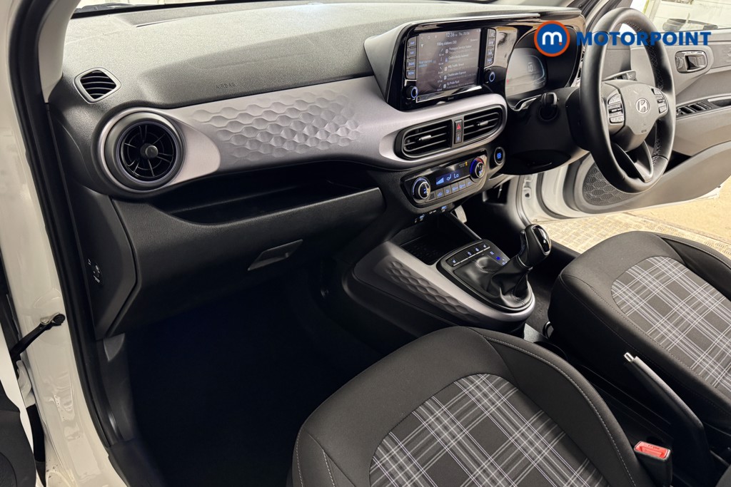 Hyundai I10 Premium Automatic Petrol Hatchback - Stock Number (1547304) - 8th supplementary image
