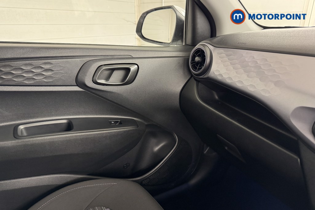 Hyundai I10 Premium Automatic Petrol Hatchback - Stock Number (1547304) - 12th supplementary image