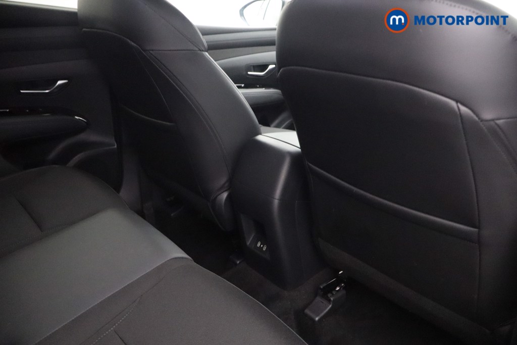 Hyundai Tucson Premium Manual Petrol SUV - Stock Number (1547467) - 17th supplementary image