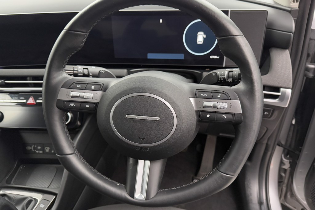 Hyundai Tucson Premium Manual Petrol SUV - Stock Number (1547469) - 2nd supplementary image
