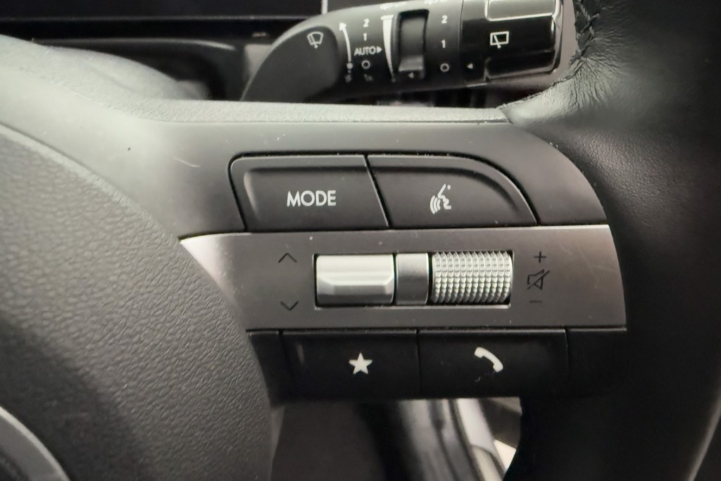 Hyundai Tucson Premium Manual Petrol SUV - Stock Number (1547469) - 4th supplementary image