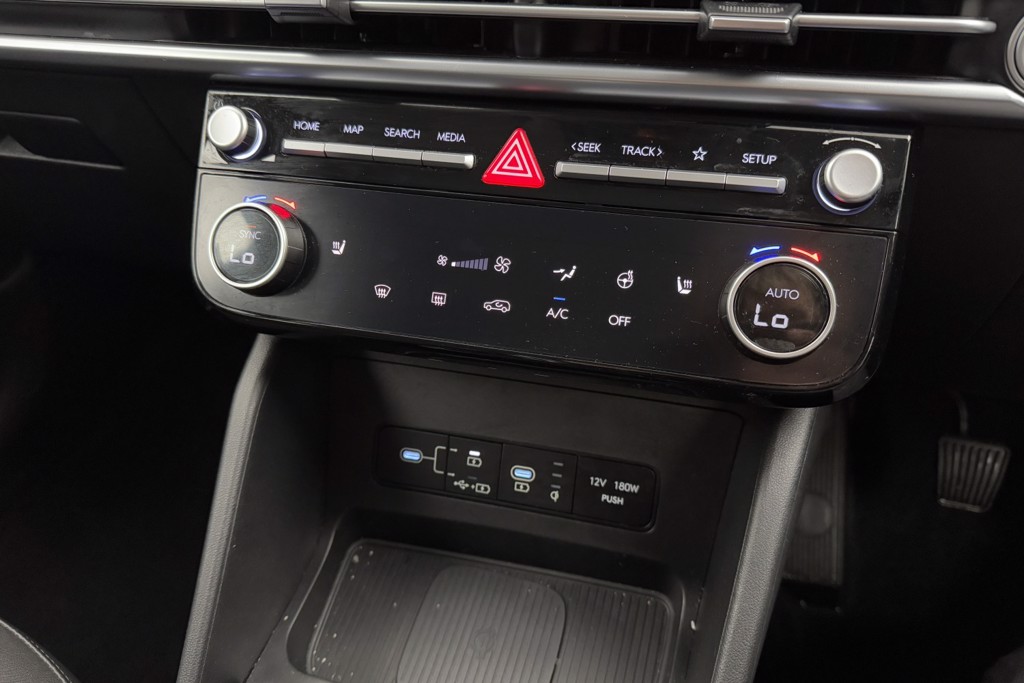 Hyundai Tucson Premium Manual Petrol SUV - Stock Number (1547469) - 15th supplementary image