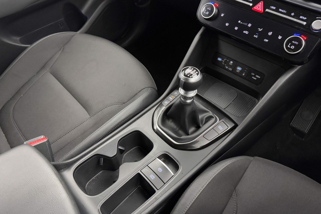 Hyundai Tucson Premium Manual Petrol SUV - Stock Number (1547469) - 16th supplementary image