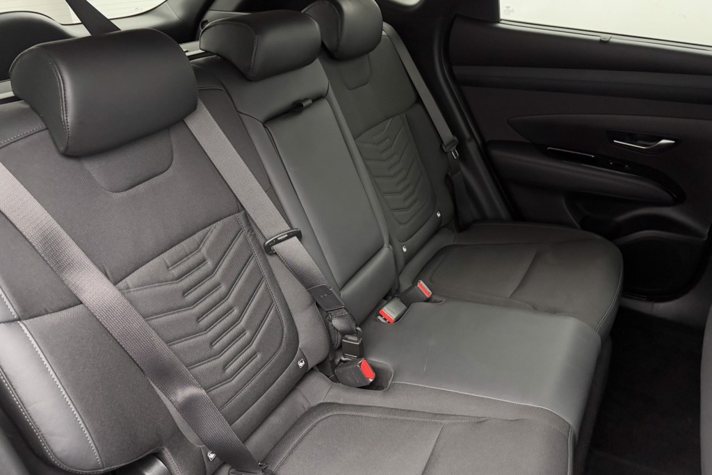 Hyundai Tucson Premium Manual Petrol SUV - Stock Number (1547469) - 25th supplementary image