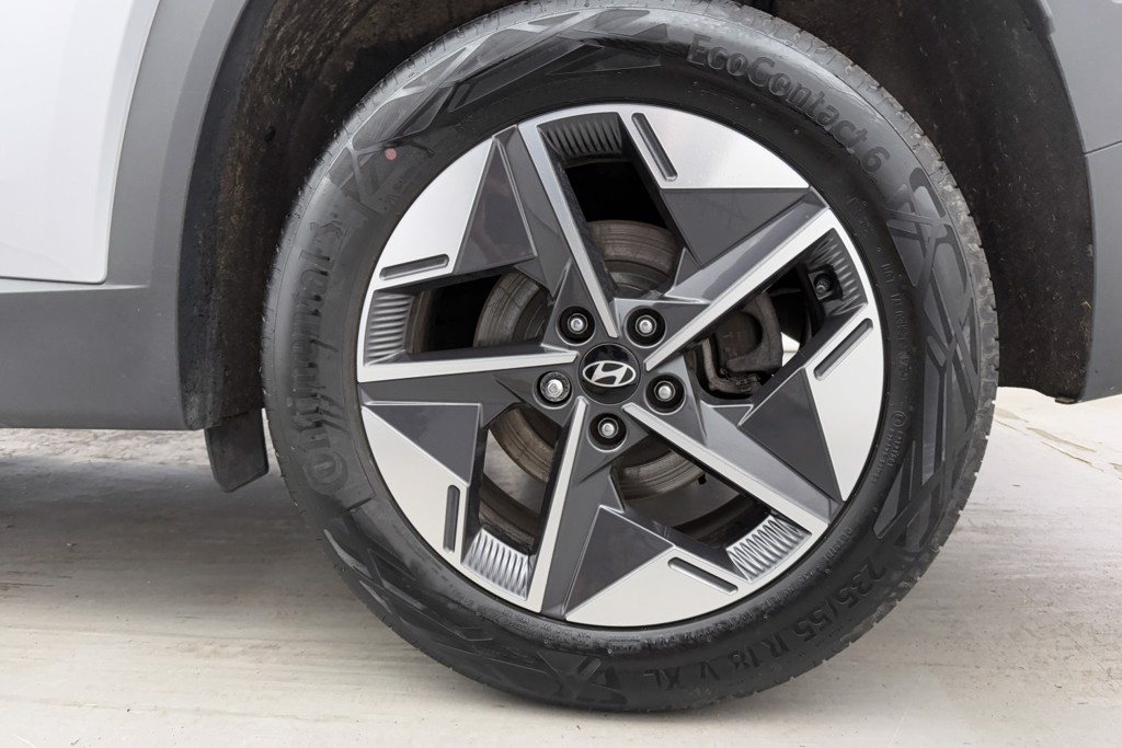 Hyundai Tucson Premium Manual Petrol SUV - Stock Number (1547469) - 33rd supplementary image