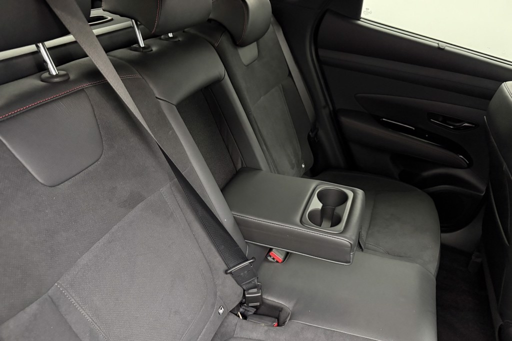 Hyundai Tucson N Line Manual Petrol SUV - Stock Number (1547509) - 16th supplementary image