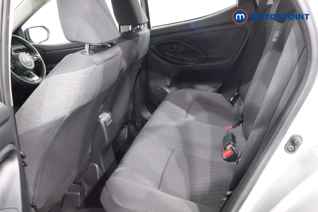 Toyota Yaris Icon Automatic Petrol-Electric Hybrid Hatchback - Stock Number (1547784) - 5th supplementary image