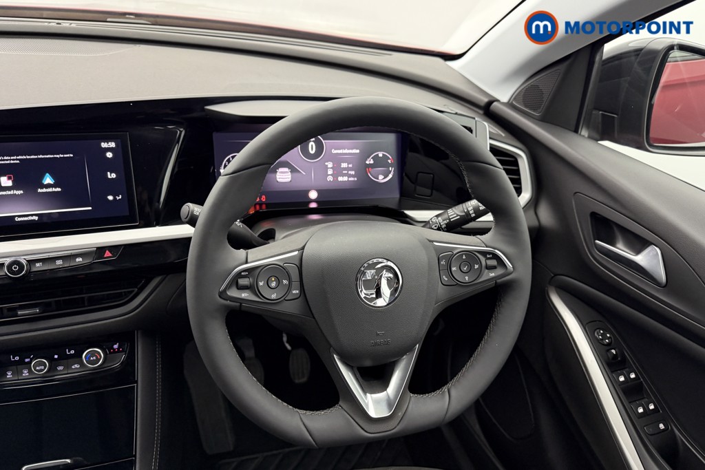 Vauxhall Grandland Ultimate Manual Petrol SUV - Stock Number (1547887) - 3rd supplementary image