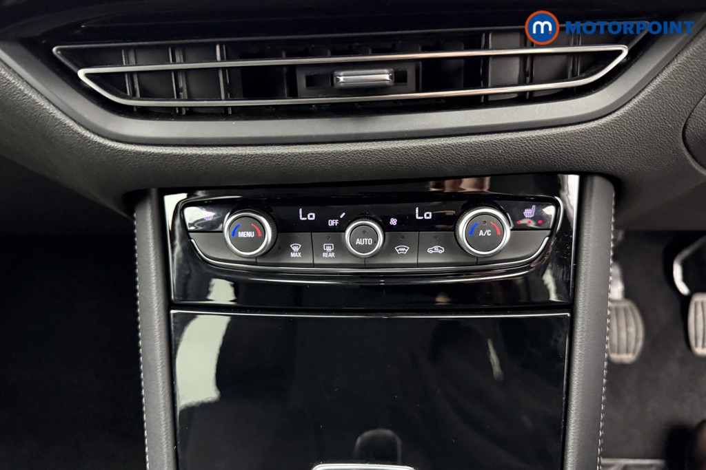 Vauxhall Grandland Ultimate Manual Petrol SUV - Stock Number (1547887) - 10th supplementary image