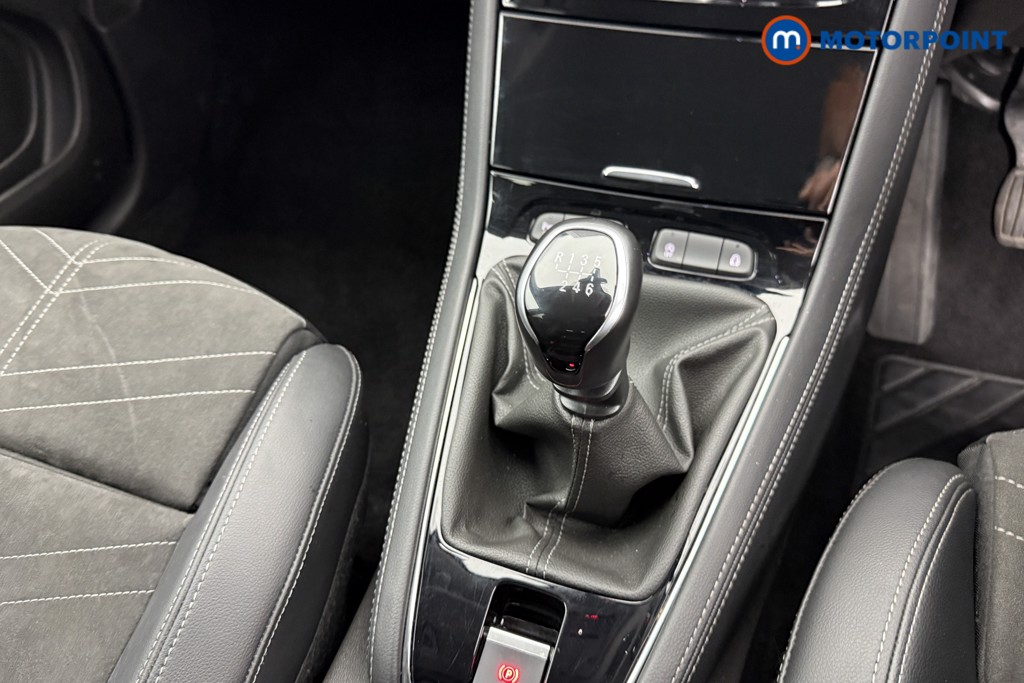 Vauxhall Grandland Ultimate Manual Petrol SUV - Stock Number (1547887) - 12th supplementary image