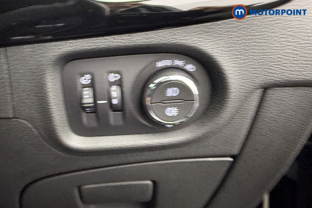 Vauxhall Astra Griffin Edition Manual Petrol Hatchback - Stock Number (1547950) - 14th supplementary image