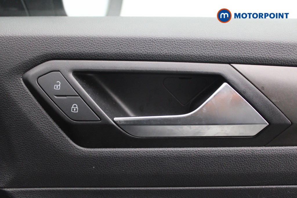 Volkswagen T-Roc SE Manual Petrol SUV - Stock Number (1548041) - 15th supplementary image